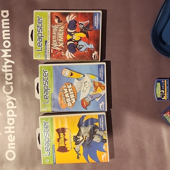 Leapster2 Connected Learning Game System - Green - Picture 3 of 11